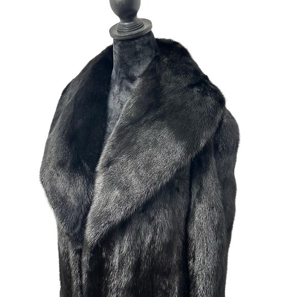 ✨ Vintage Neiman Marcus Black Mink Fur Coat – Classic Mid-Length Luxury Size L ✨ - Picture 2 of 16